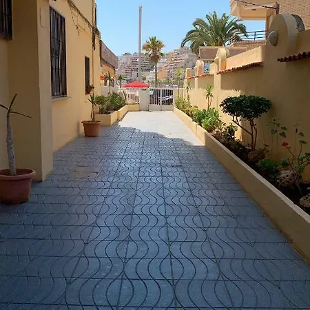 Apartamento Edificio 2000 *